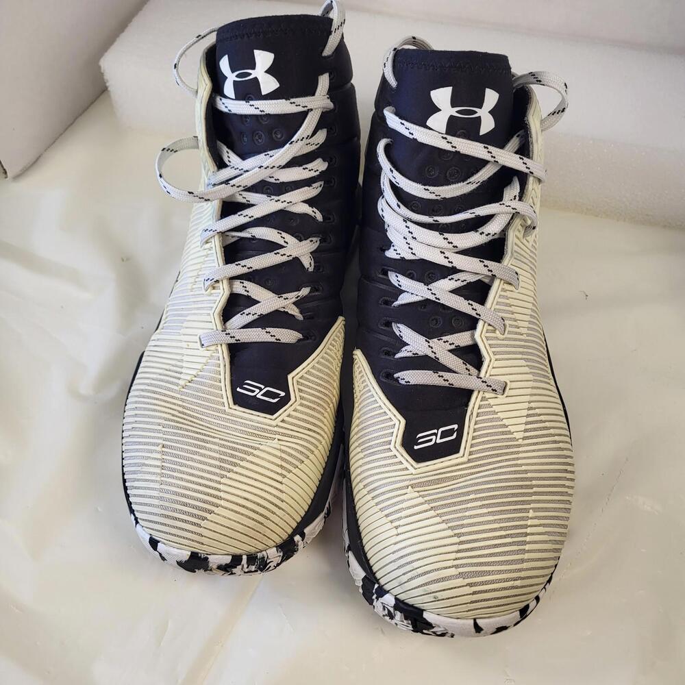 Under Armour Curry 2.5 basketball shoe men's 10.5